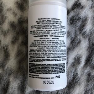 bareMinerals Makeup - BareMinerals Dew Mist Setting Spray bareMinerals Makeup - BareMinerals Dew Mist Setting Spray